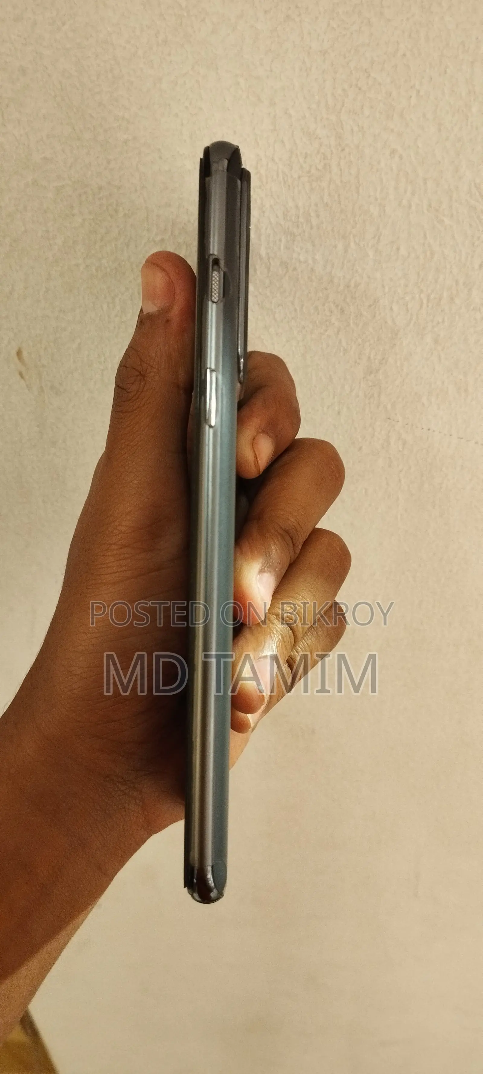 OnePlus Nord 2T 12/256 gb (Used)
