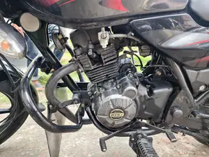 Bajaj Discover 125 . 2017