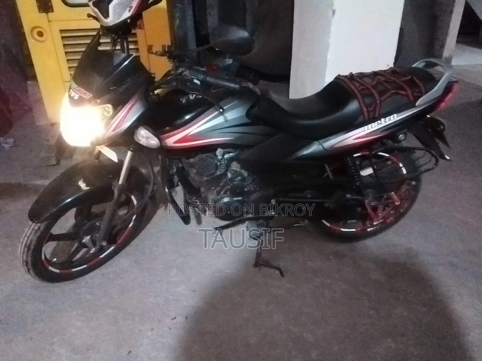 TVS Metro . 2019