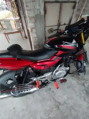 Bajaj Pulsar 150 2015