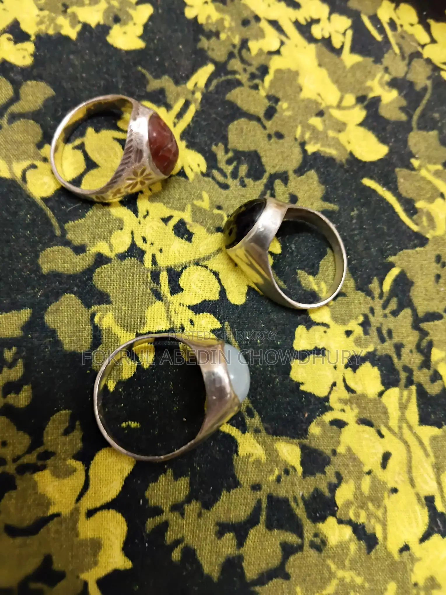 Urgent Sale: 3 Silver Rings (Approx. 2 Bori)