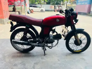 Walton Cruize 2016 Red