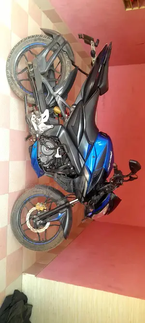Bajaj Pulsar NS 160 . 2018