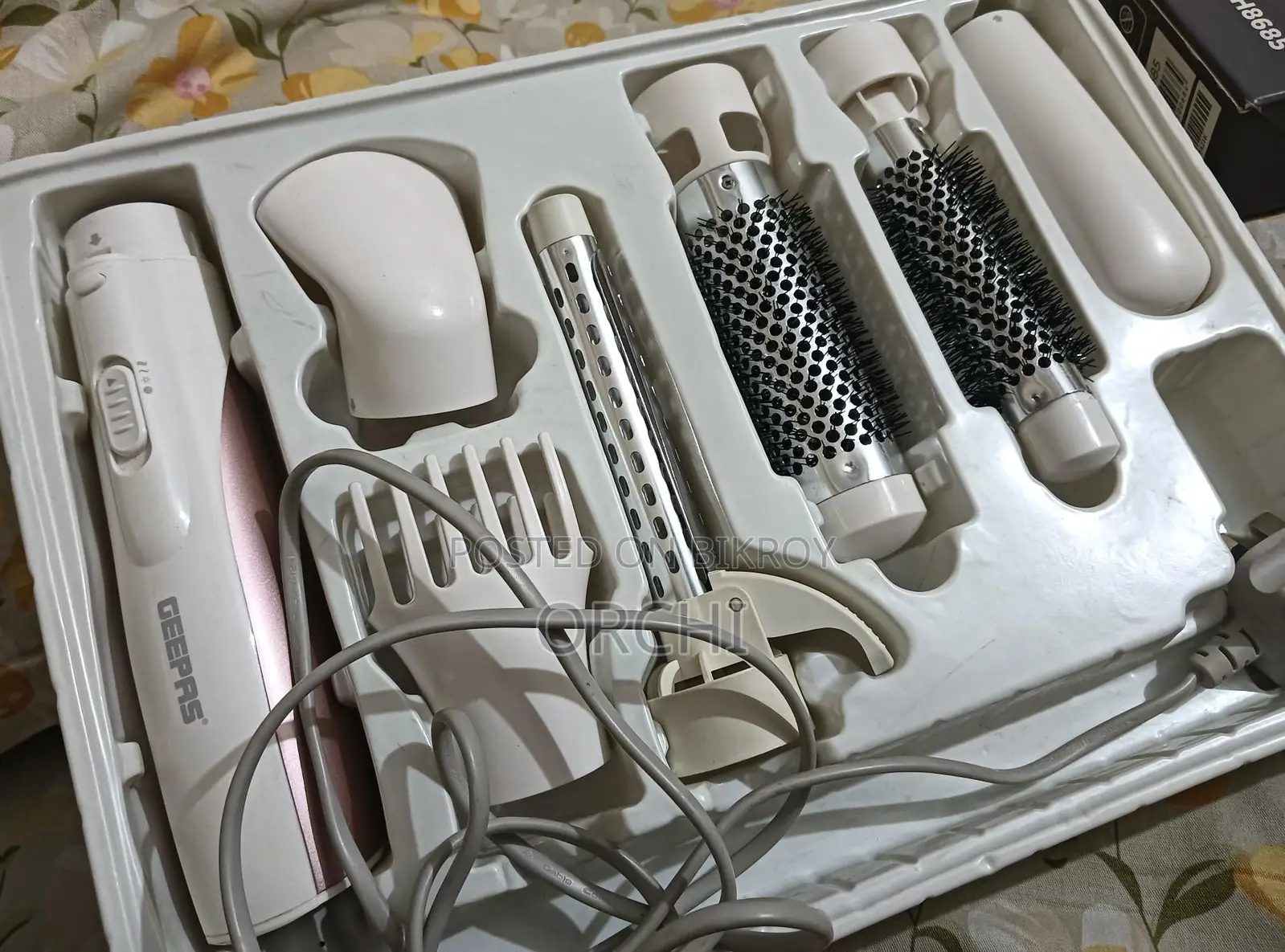 হেয়ার স্টাইলার