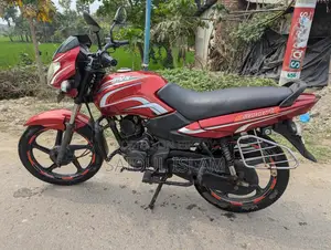TVS Metro . 2016