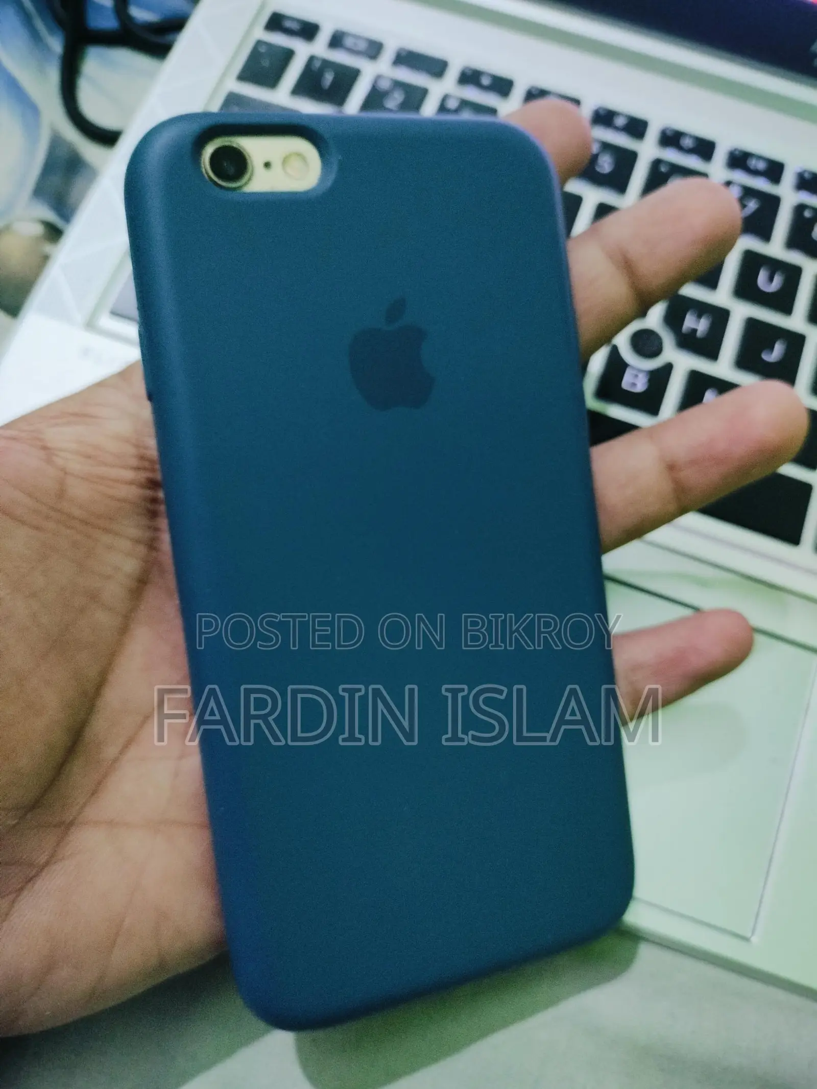 Apple iPhone 6S . (Used)