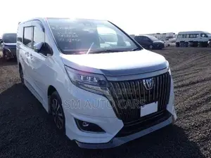 Toyota Esquire Hybrid Gi Premium 2021
