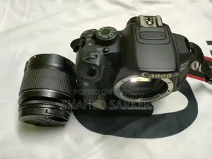 Canon 700D