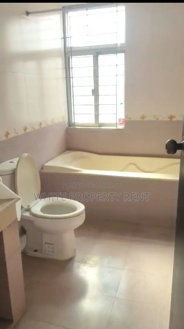 বাসার জন্য ৪ বেডরুম ভাড়া হবে