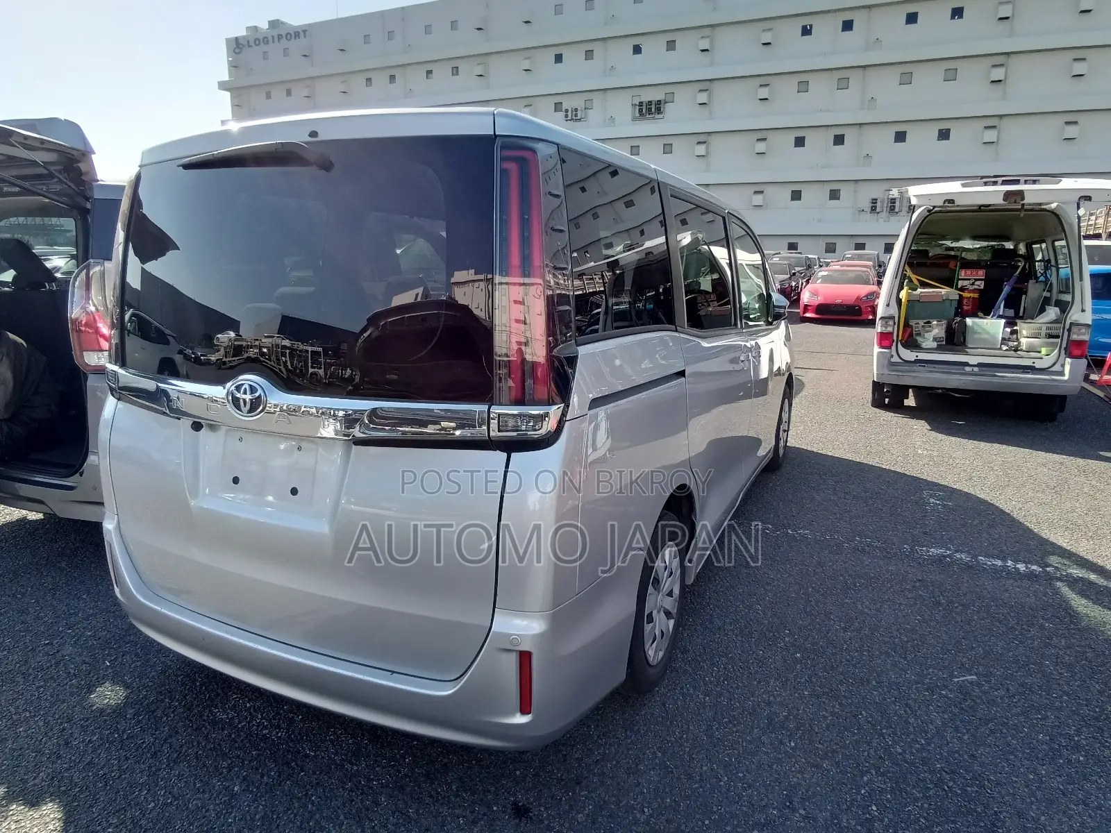 Toyota Noah X 2021