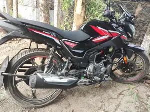 Hero Glamour Xtec . 2026
