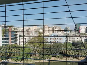 নিকুঞ্জে বাড়ি বিক্রি 🏠
