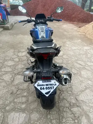 Honda X Blade 2019