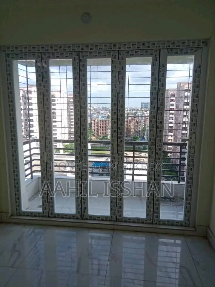 Premium Aluminum Folding Door | Modern Glass Partition Solution