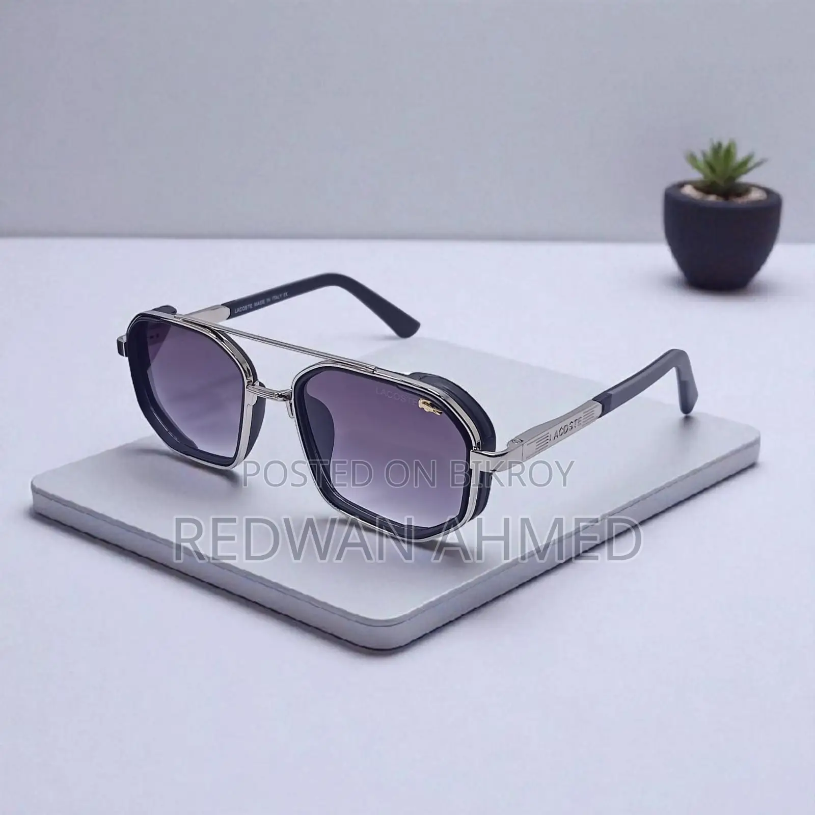 Sunglass sell