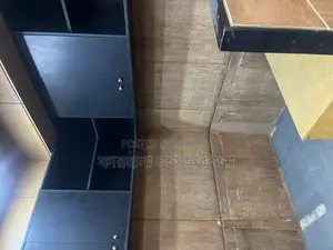 ফুল ডেকোরেটেড অফিস