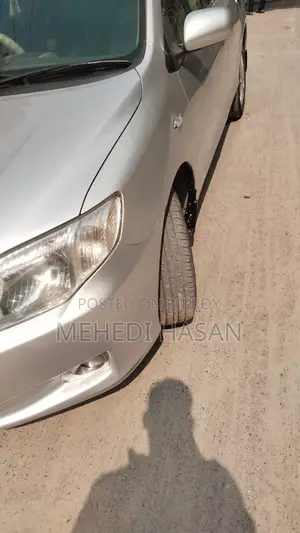 Toyota Axio . 2010