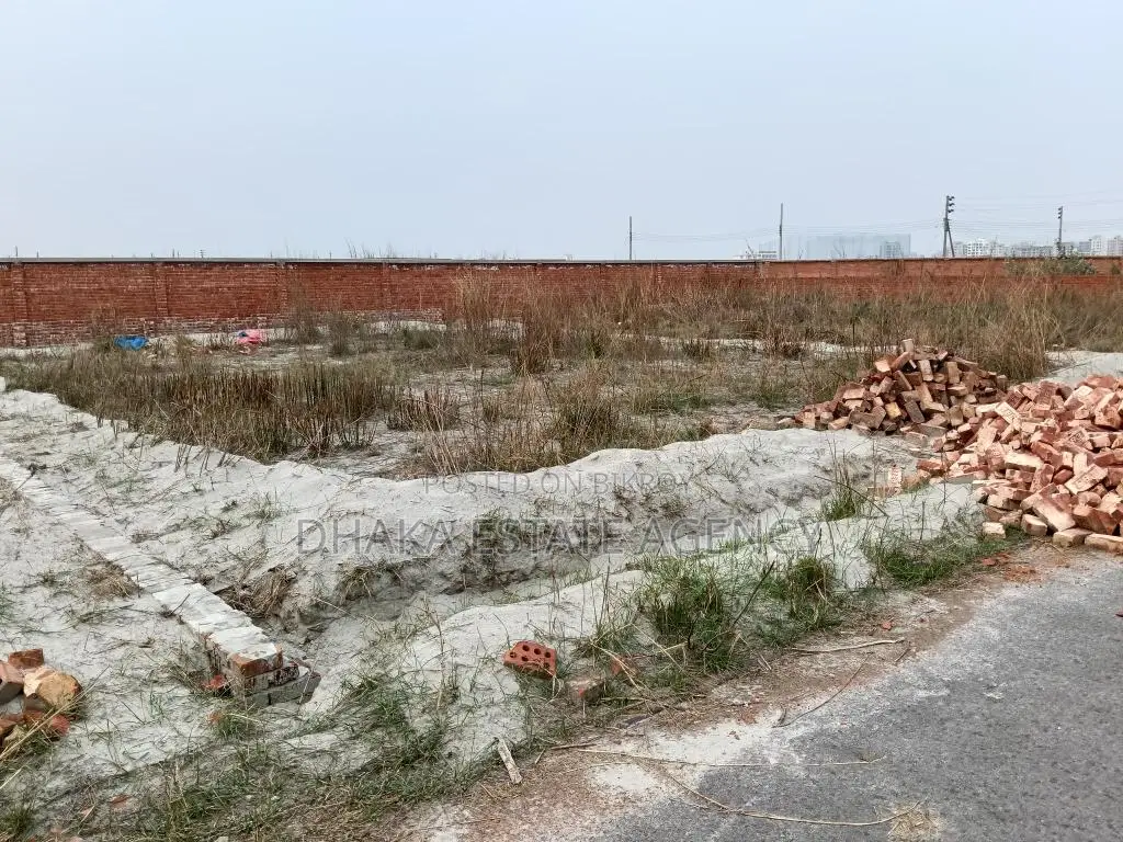 Block-P, South/West Corner 5 Katha Plot Sale