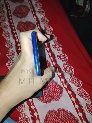 Samsung Galaxy A30s 4-64 (Used)