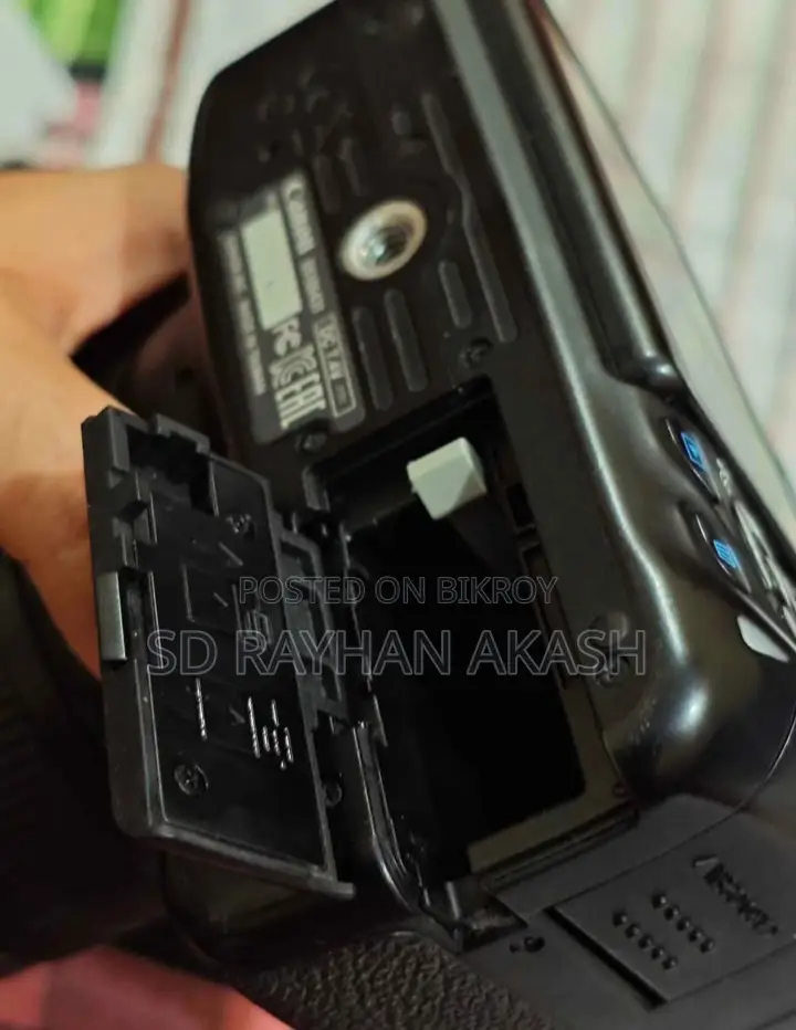 Canon 700D
