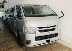 Toyota Hiace Gl Dual Ac 2020