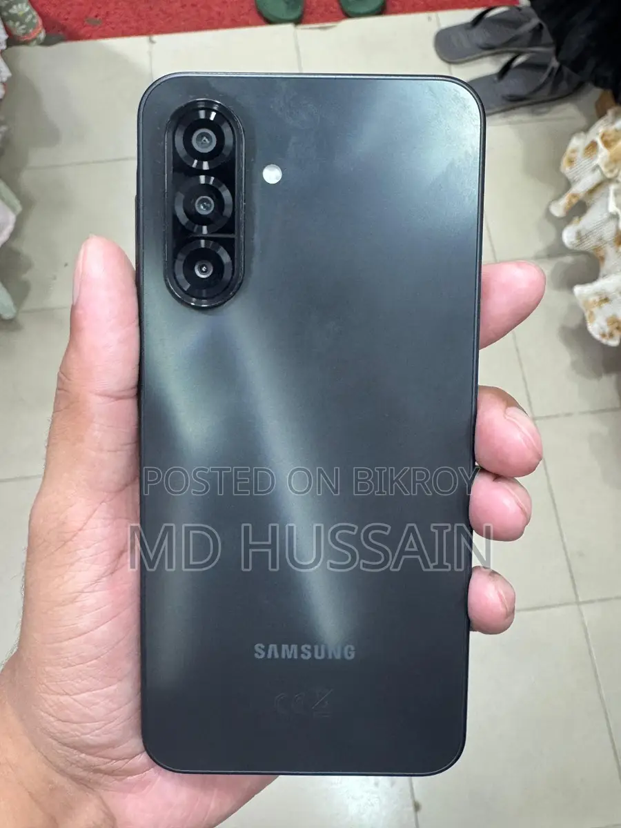 Samsung Galaxy A17 . (Used)
