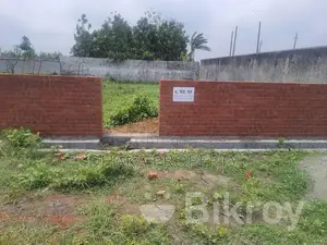 উত্তরা সেক্টর-১৭/এফ এ ৬০ ফুট রোডের পাশে ৩ কাঠার পার্ক ইস্ট প্লট