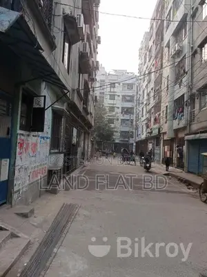 নতুন ফ্ল্যাট বিক্রয় চলছে @ ১৩৫০ বর্গফুট, শুধুমাত্র ৬ষ্ঠ তলা