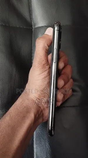 Apple iPhone 11 Pro (Used)