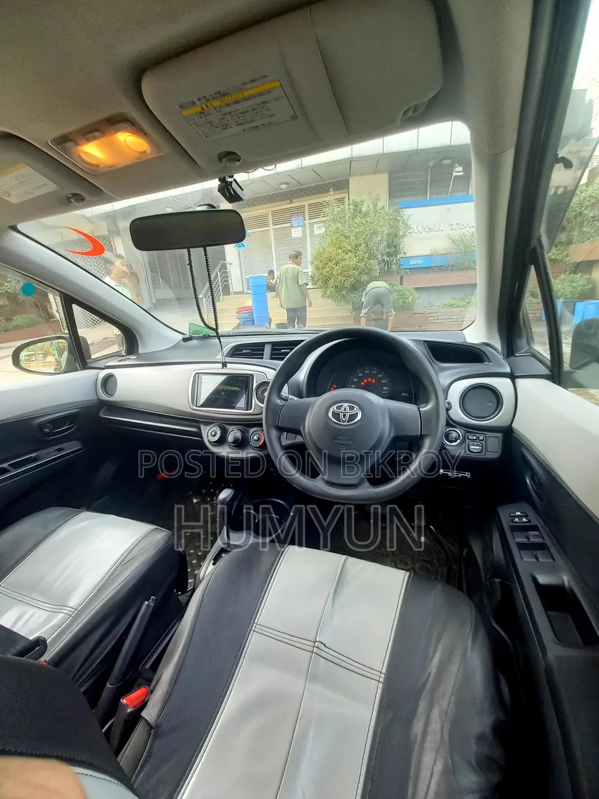 Toyota Vitz G edition 2011