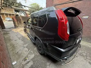 Nissan X-Trail 2012