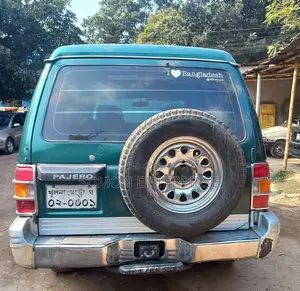 Mitsubishi Pajero V6 1996 Model 7-Seater