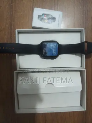 HW16 - Smart Watch