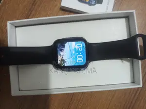 HW16 - Smart Watch