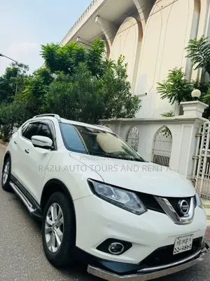 নিসান এক্স-ট্রেইল ভাড়ার জন্য