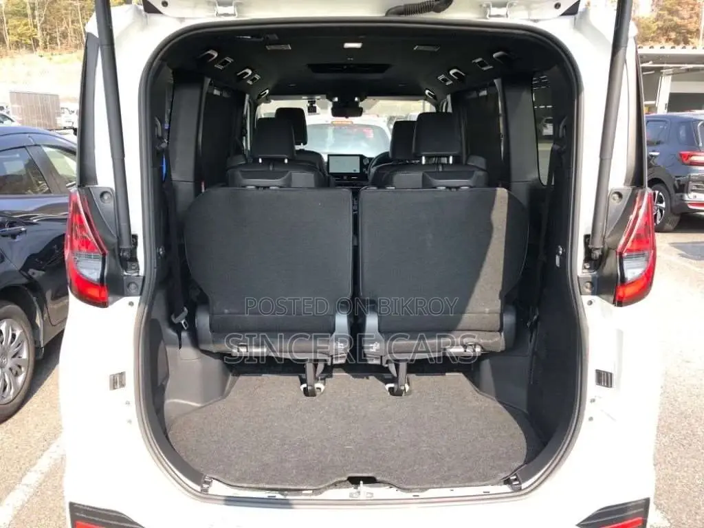 Toyota Noah SZ HYB 4POINT 360cam 2022