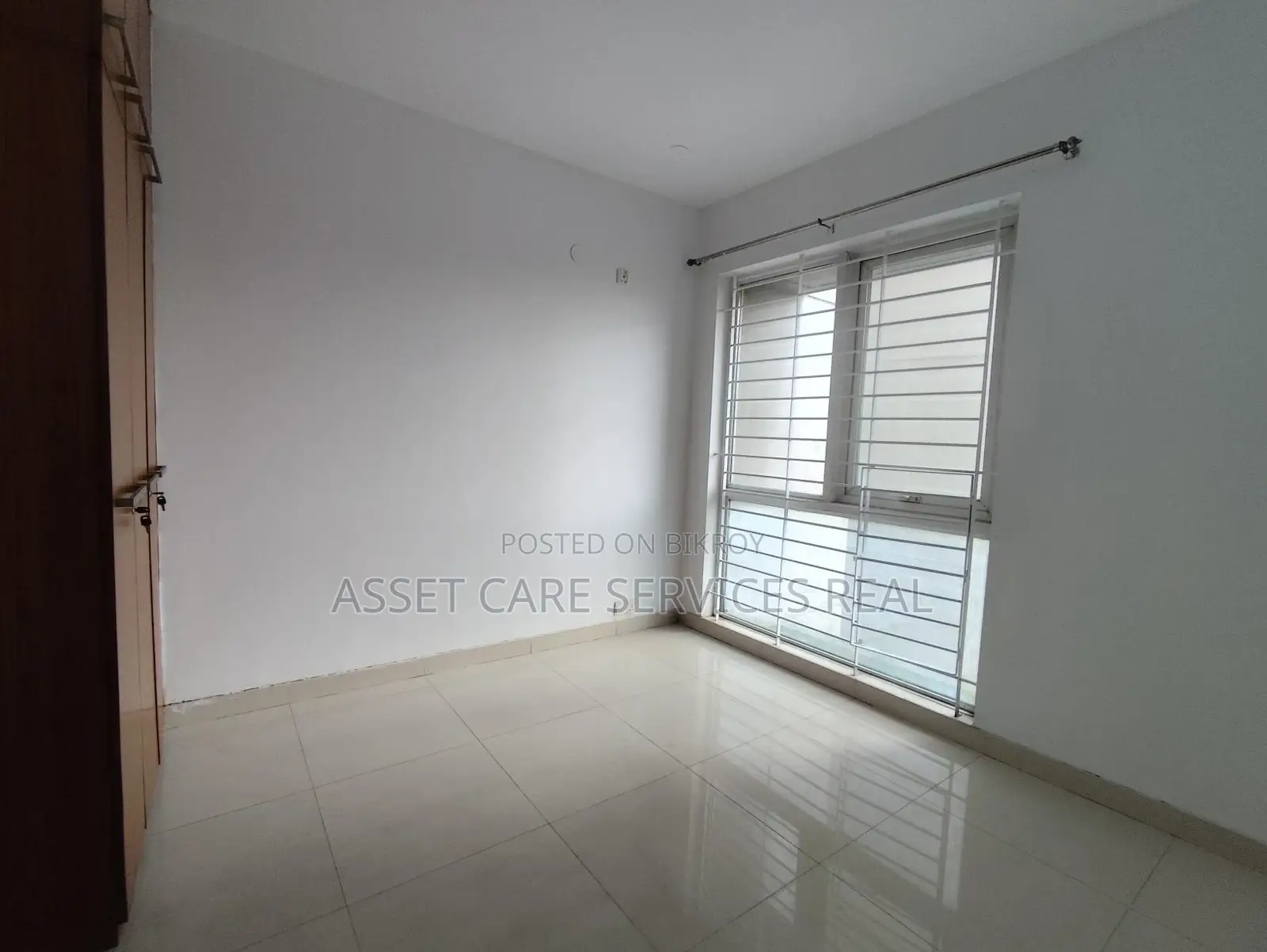 3Bed Un-Furnished Exclusive Apartment Rent In Baridhara Diplomatic Zone