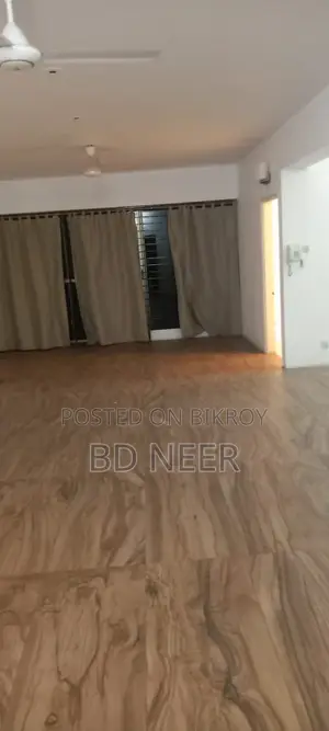 Nice 3 Bedroom 2700 SqFt Flat Rent in Banani