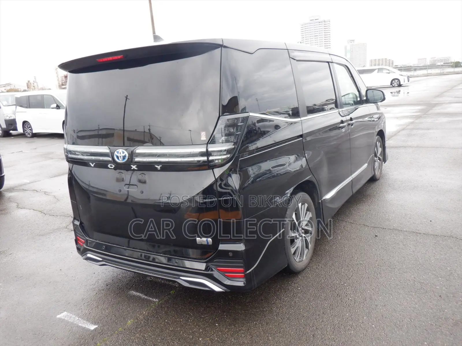 Toyota Voxy S-Z 2023