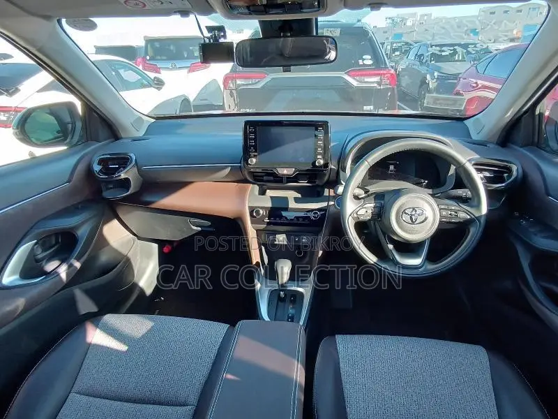 Toyota Yaris Cross Z 2 Ton 2021
