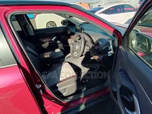 Toyota Yaris Cross Z 2 Ton 2021