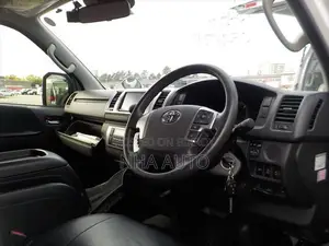 Toyota Hiace Super GL 2020