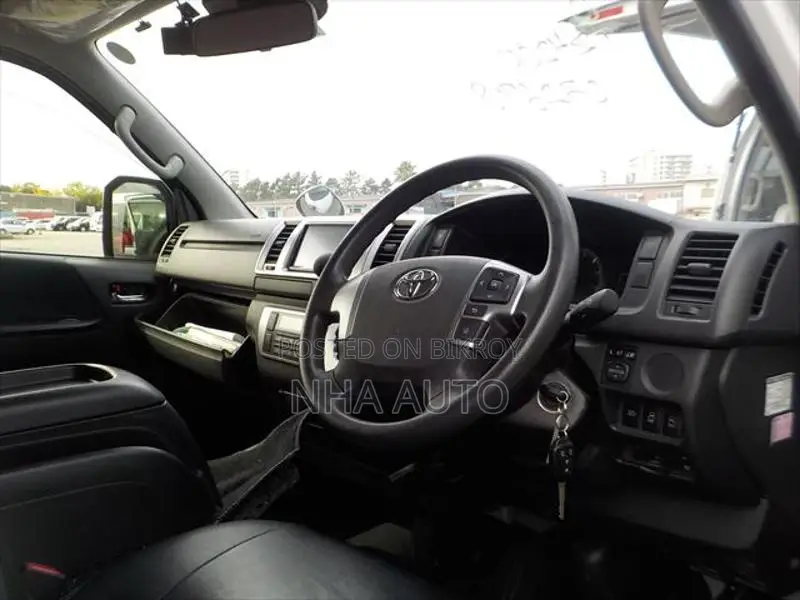Toyota Hiace Super GL 2020