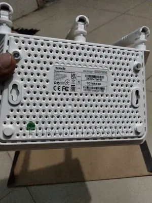 Tenda F3 Router