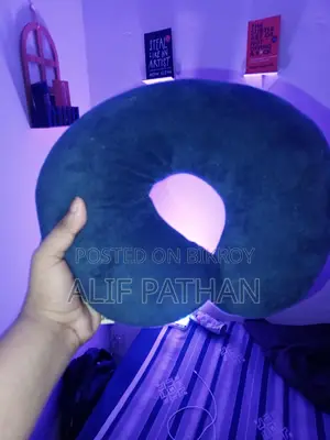 নেক পিলো