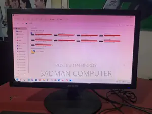 19" LED Monitor