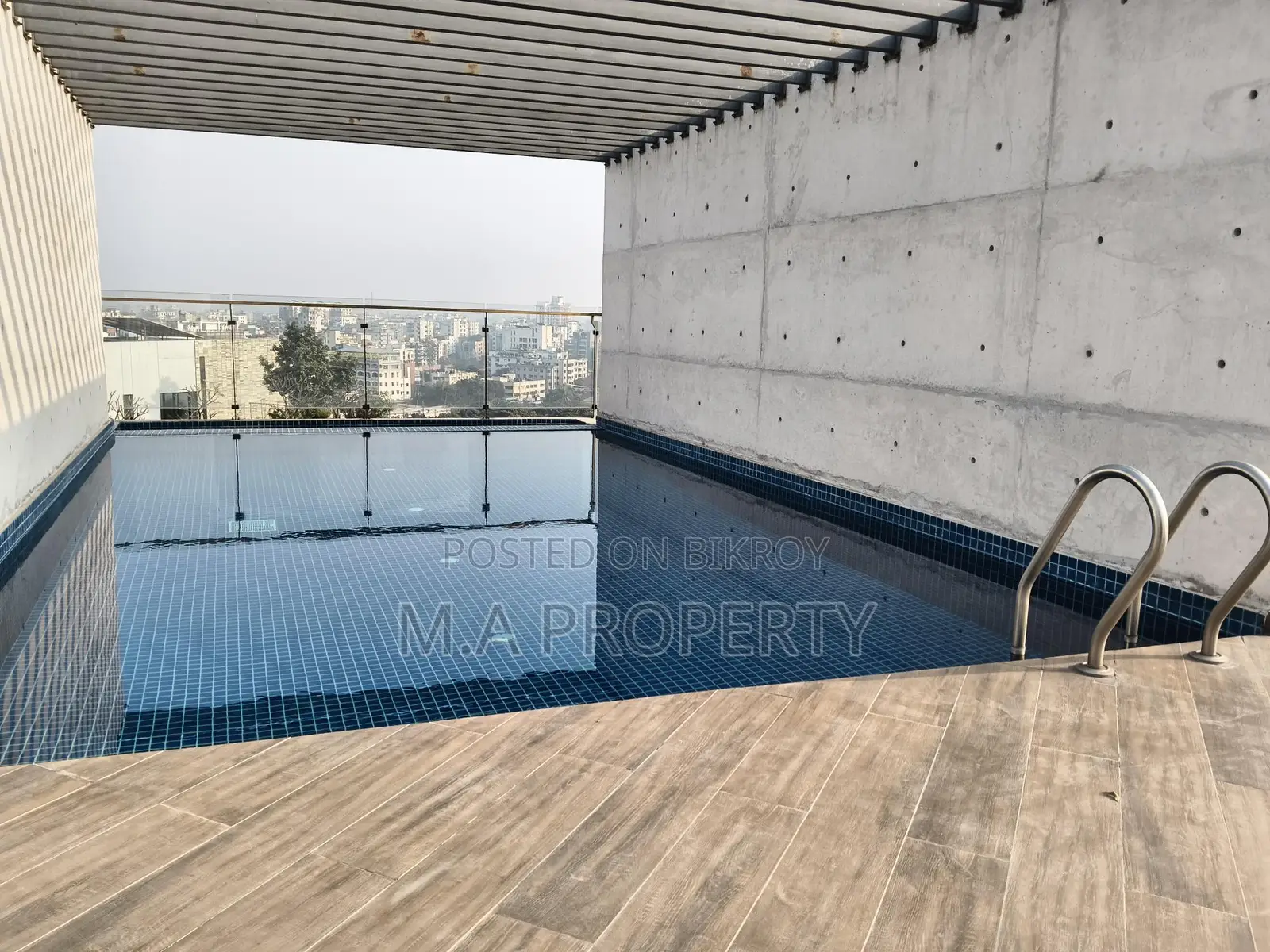 Rent Apt 4-Bed 2-Carpark 5th floor Gulshan North