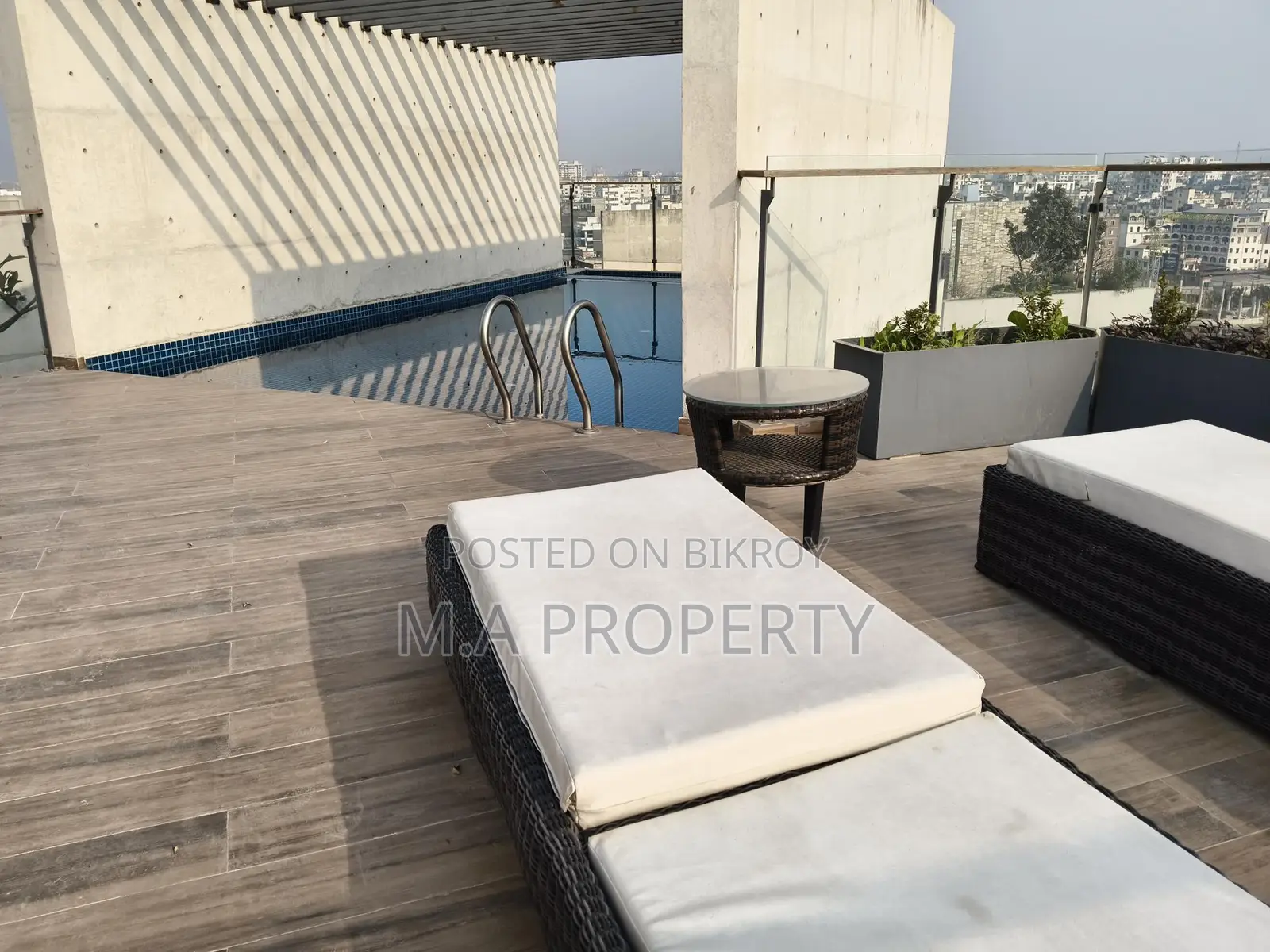 Rent Apt 4-Bed 2-Carpark 5th floor Gulshan North