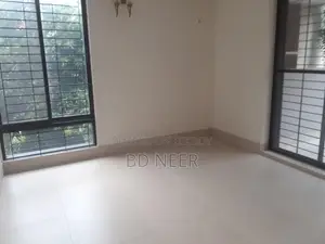গুলশান-২ এ আনফার্নিশড ৩ বেডরুমের ফ্ল্যাট ভাড়া