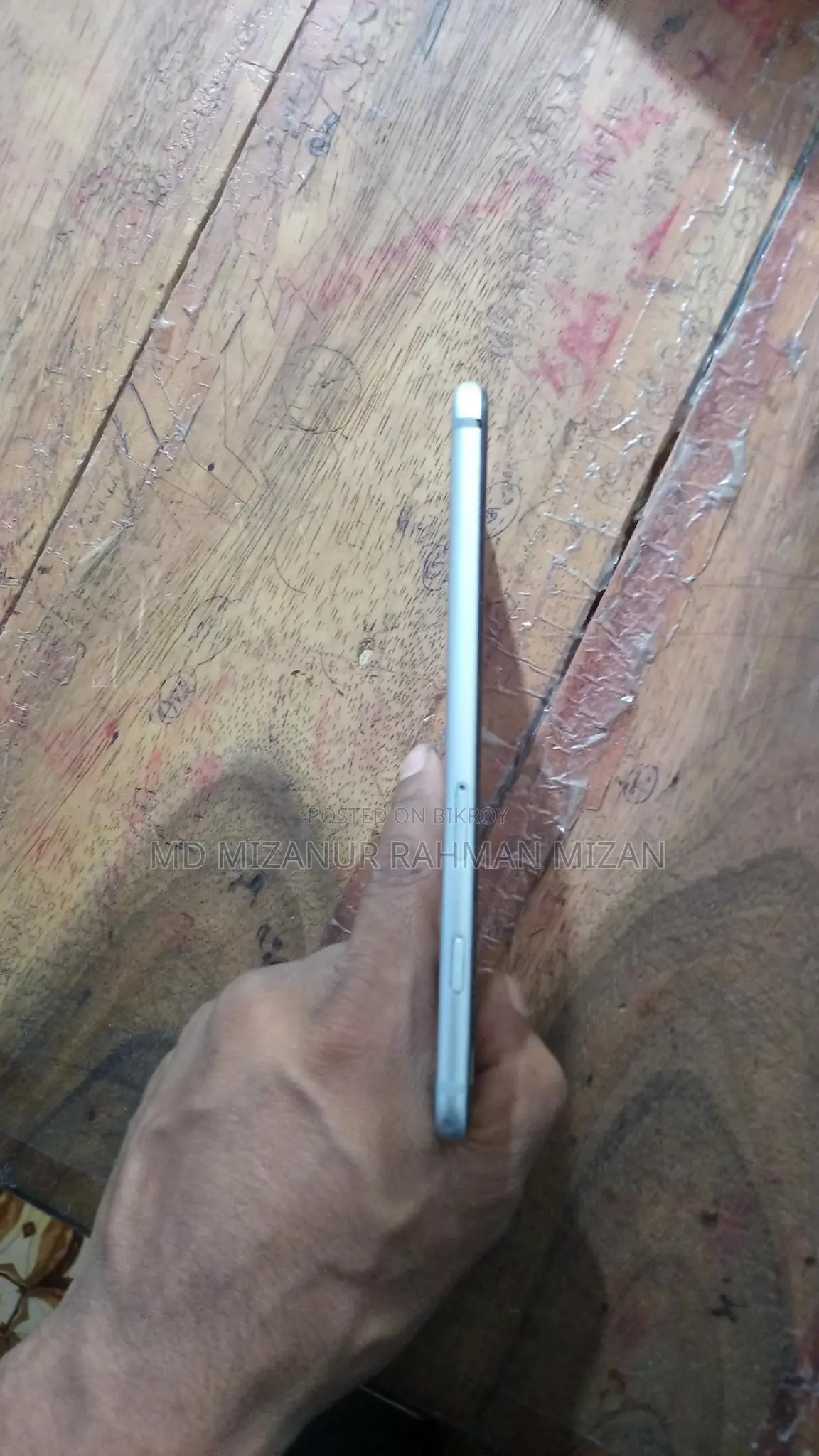 Apple iPhone 6S Plus . (Used)
